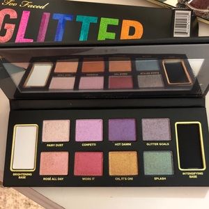 Too Faced Glitter Bomb Palette